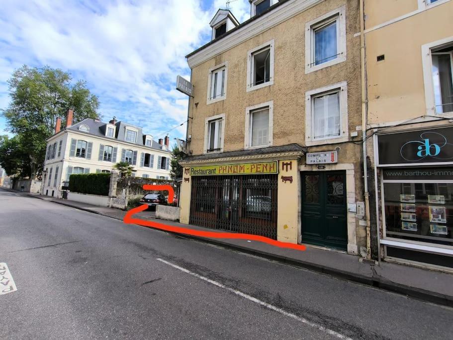 2 Pers-proche Des Halles-parking A 300m *